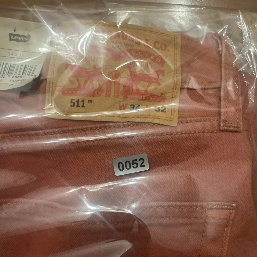 Levis levi 511